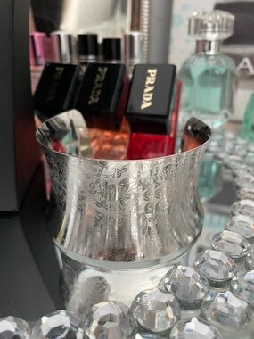 ✨Engraved Silver Tone Wide Cuff Bracelet✨Vintage Preloved